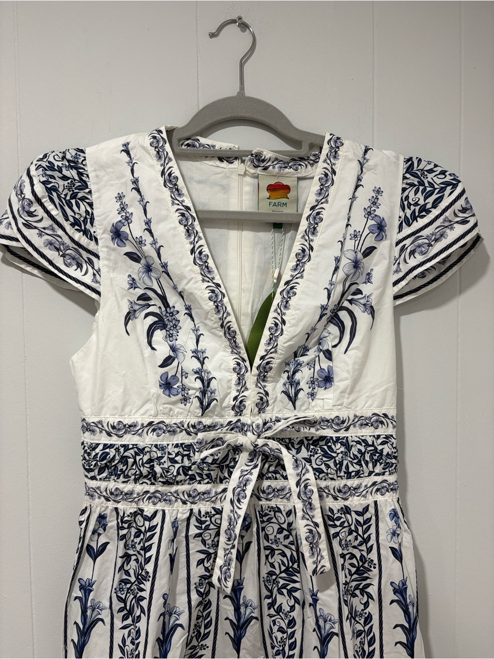 FARM Rio White & Navy Floral Embroidered Mini Dress - Picture 4 of 16